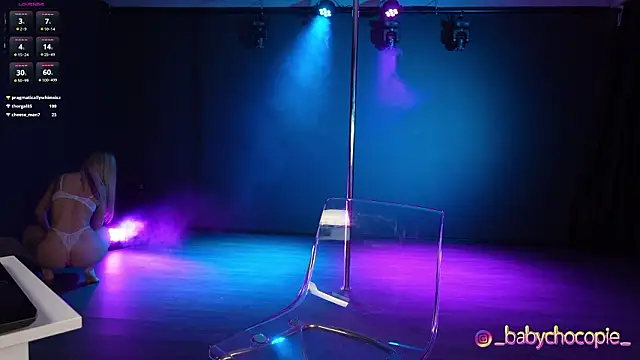 Masha_2002 live sex cam