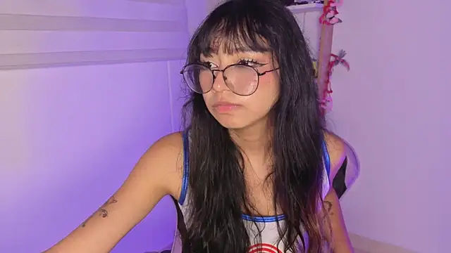 Yommi_Winx's cam snapshot