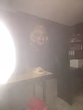 viktoria_davis_'s cam snapshot