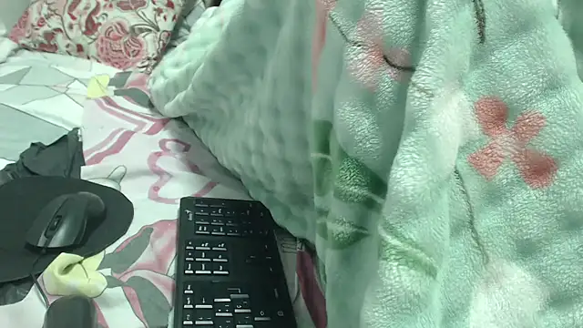 tamara2's cam snapshot