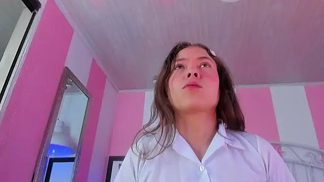 Liah_Grey8's cam snapshot