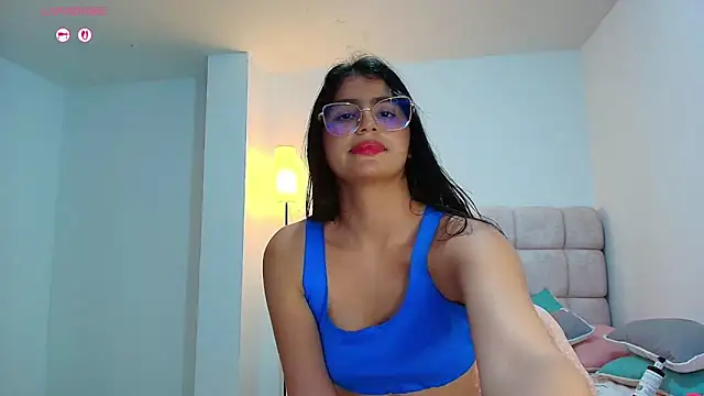 Julieta_Rose19's cam snapshot