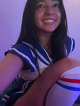 laraa_rous's cam snapshot