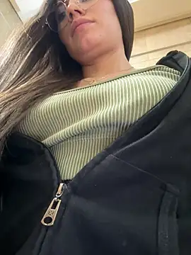 Isabella21_'s cam snapshot