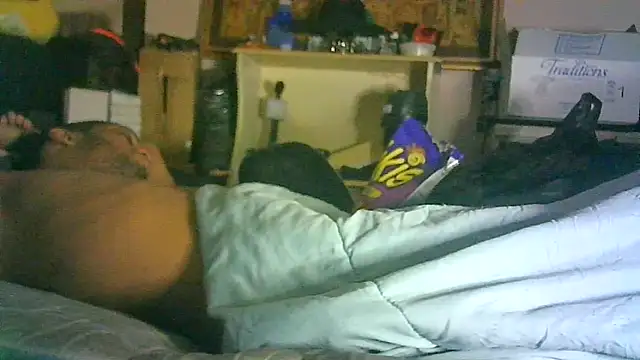 ON3YOULLN3VER_FIR3's cam snapshot