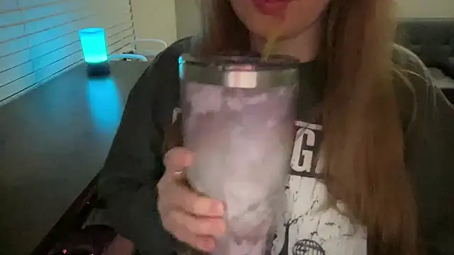 MollyJenson's cam snapshot