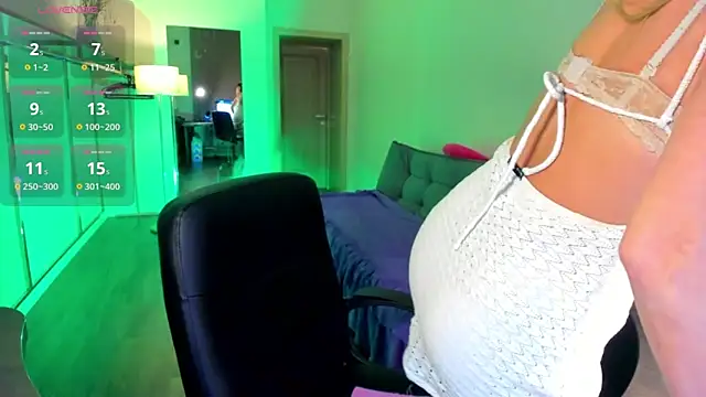 ZoeGrant's cam snapshot