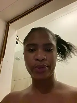 _Fifi's cam snapshot