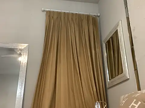 Alyssa_rhoades's cam snapshot