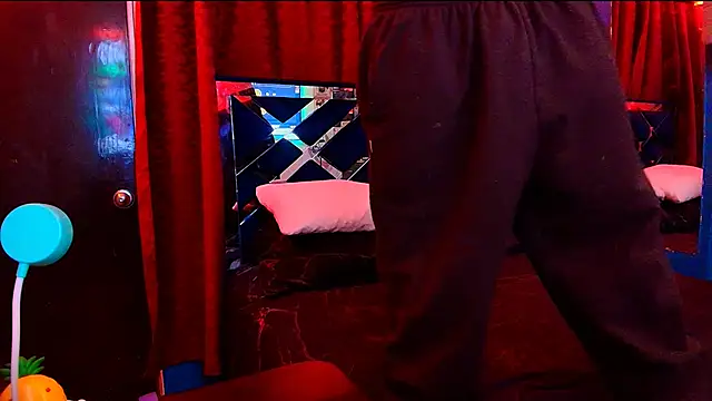 Luke_Howland live sex cam