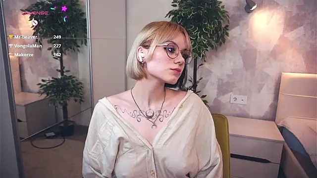 KellePourier's cam snapshot