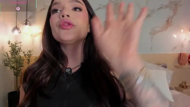 LeaThompson live sex cam