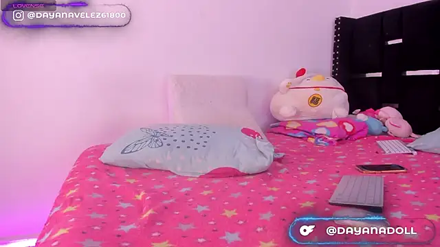 DAYANNAVELEZ live sex cam