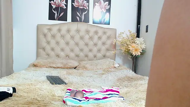 pinky_f00x's cam snapshot