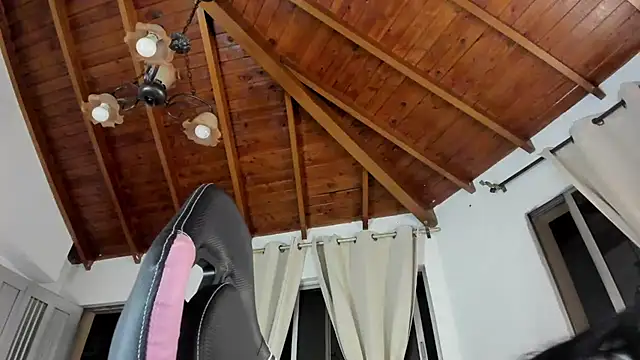 IsaFontanna live sex cam