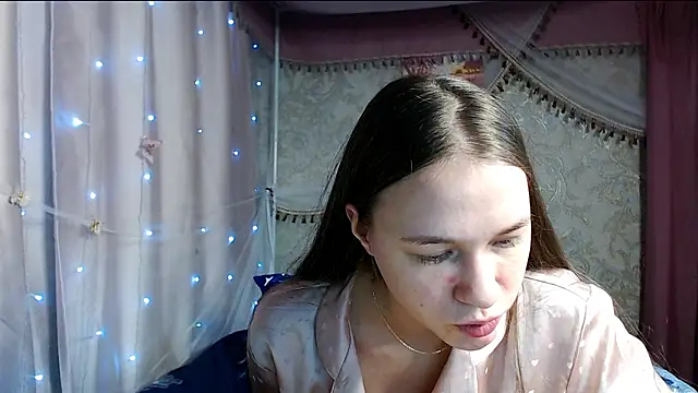 leila_bambi_'s cam snapshot