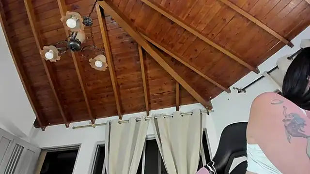 IsaFontanna live sex cam