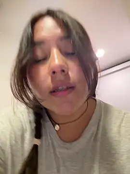 NamiNae live sex cam