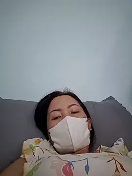 Baby-loveass69's cam snapshot