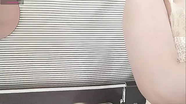 pelue's cam snapshot