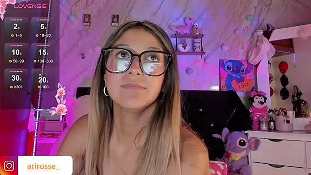 ariana_rosse__'s cam snapshot