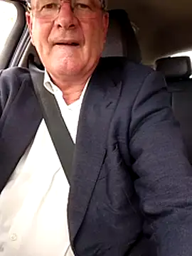 stiffandlubed@xh live sex cam