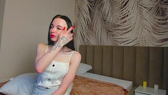 AdelineNoir's cam snapshot