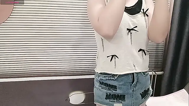 pelue's cam snapshot