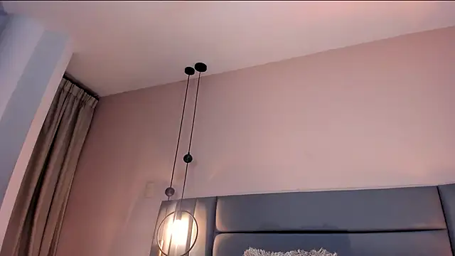 EllaVillaluna's cam snapshot