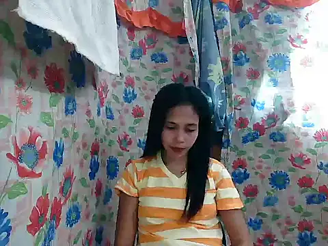 PinaySkinnyGirl's cam snapshot