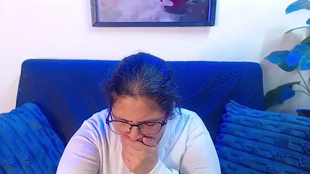 Linda_banks_'s cam snapshot