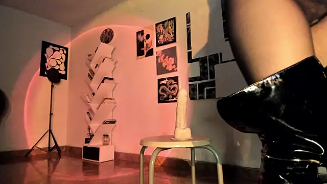 yury____sun's cam snapshot