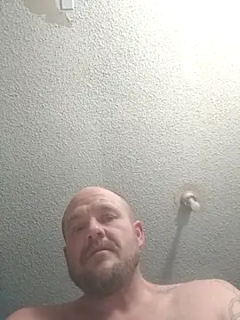 Capthookfugood's cam snapshot