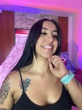 Tamara_Roberts1's cam snapshot