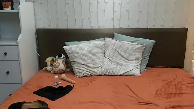 ZoeKhalifa's cam snapshot