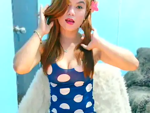 ChkxyBomb's cam snapshot