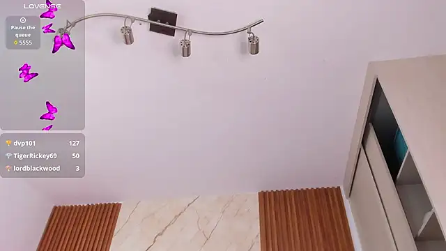 Susy_spark's cam snapshot