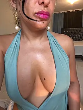 Latina-miss's cam snapshot