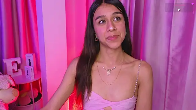 Emiily_Scott1's cam snapshot