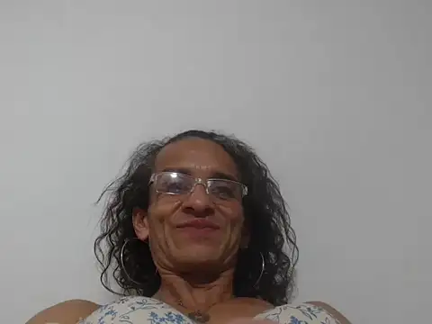 JessicaNaughty live sex cam