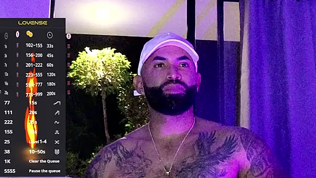 Max-prada live sex cam