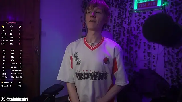 twinkben live sex cam