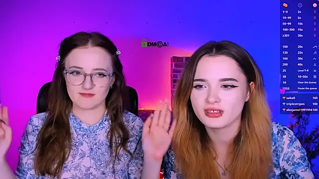 liana_kisses live sex cam