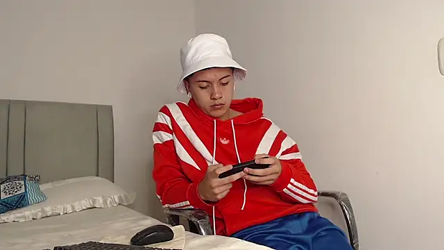 alex-lover's cam snapshot