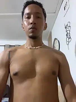 Rogers_cum_'s cam snapshot