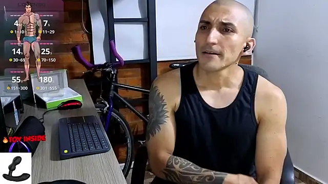 Marck_Muscle's cam snapshot