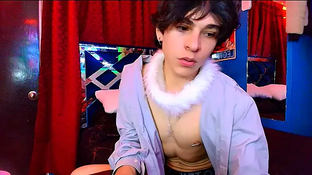 Luke_Howland's cam snapshot