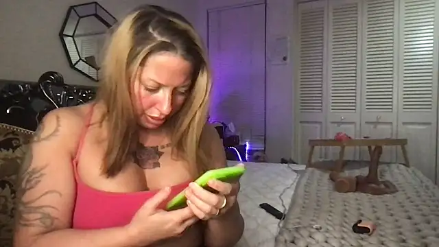 megansweetfromthevalley's cam snapshot