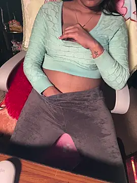 Lucky_Flora's cam snapshot