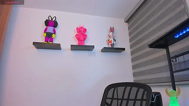 Gangster_Girl live sex cam